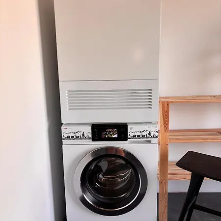 With Sauna & Fireplace *