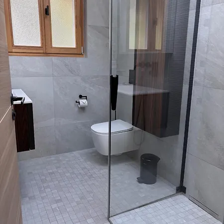 شاليه With Sauna & Fireplace تشامبري