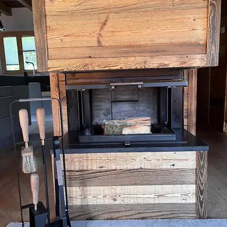 With Sauna & Fireplace *