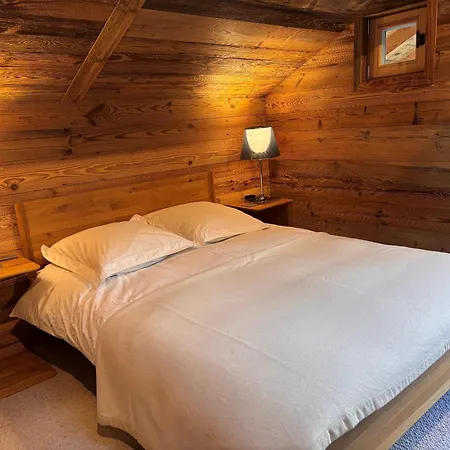 With Sauna & Fireplace شاليه *