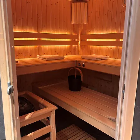 With Sauna & Fireplace